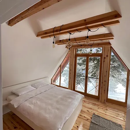 Hébergement de vacances Pine *